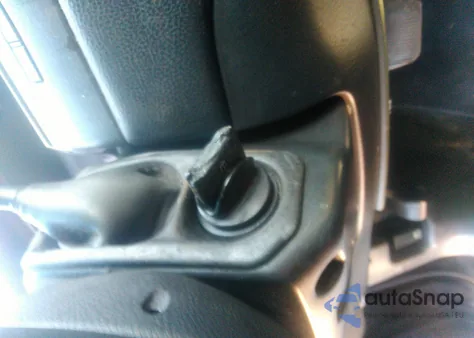 2011 Lincoln Town Car Executive L z USA, uszkodzony, nr VIN 2LNBL8EV6BX757150